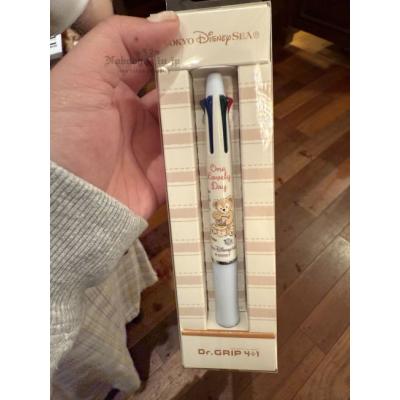 迪士尼樂園達菲陪伴系列Dr.Grip黑紅藍綠四色 原子筆+自動鉛筆-10月中出貨 預購
