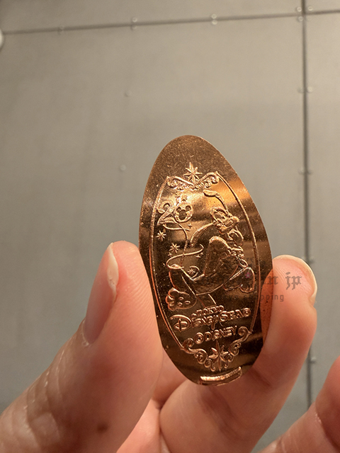 迪士尼樂園絕版壓製金幣  特價現貨