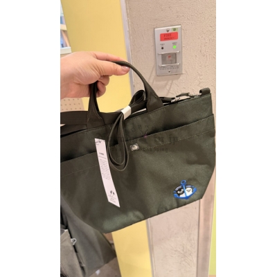 Suica企鵝防潑水多口袋2way包