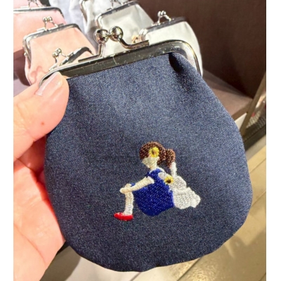 Pocchiri橫濱限定刺繡2.5寸小物包