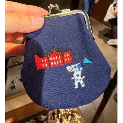 Pocchiri橫濱限定刺繡2.5寸小物包