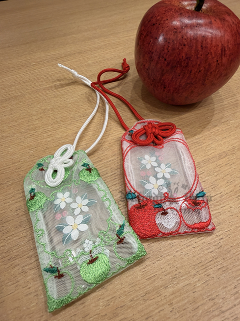 青森廣田神社心的健康蘋果刺繡御守 現貨