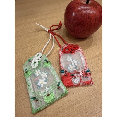 青森廣田神社心的健康蘋果刺繡御守 現貨
